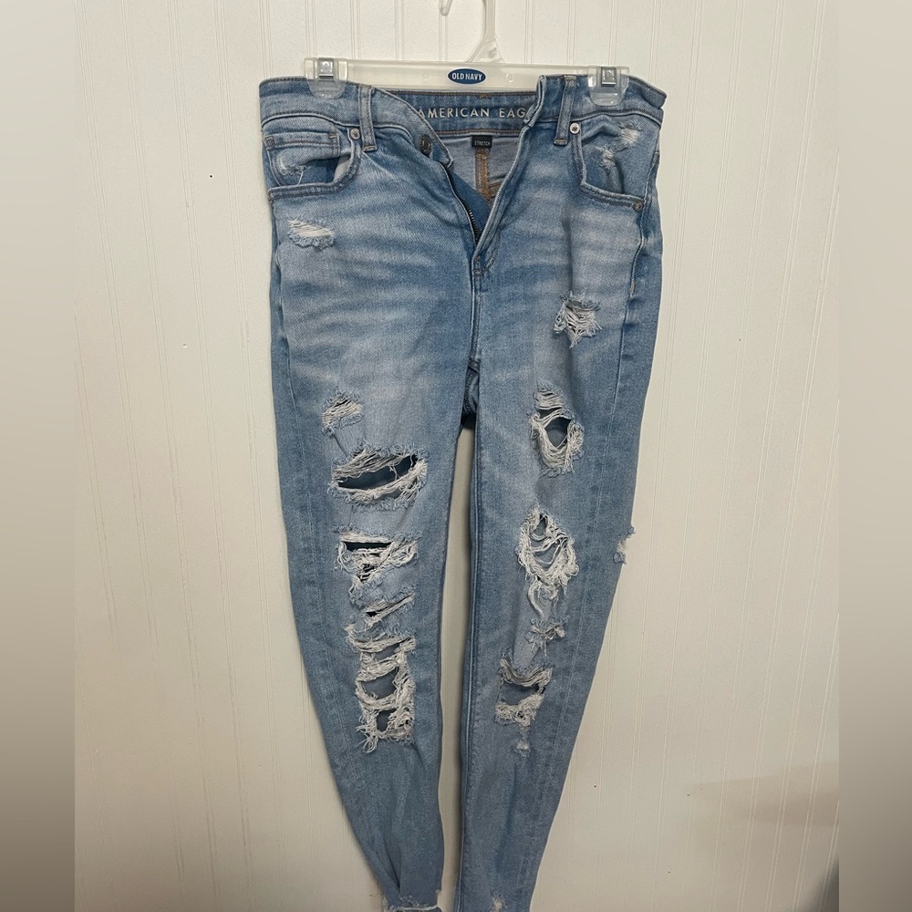 american eagle ripped mom jeans high rise size 2
